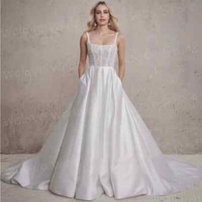Satin A Line Wedding Dresses Lace Applique Square Collar Sleeveless Bridal Gowns