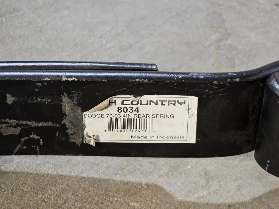 Resorte de hoja trasero Rough Country elevación de 4" para camioneta Dodge W100 70-89/W200 70-80 Foto 3 de 4