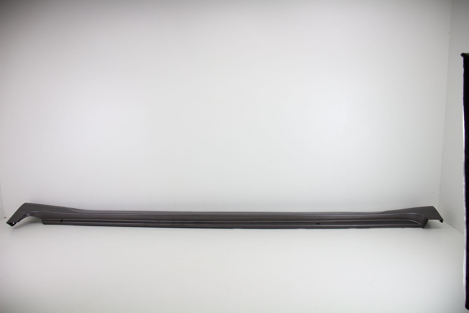 20112017 Toyota Sienna Left Driver Side Rocker Panel Molding 75852