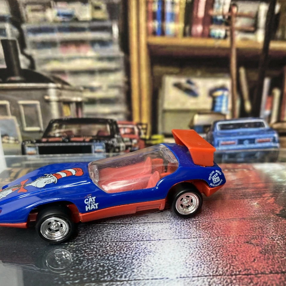 2003 Johnny Lightning Dr. Seuss The Cat In The Hat Loose Custom Spoiler - Image 4 of 4