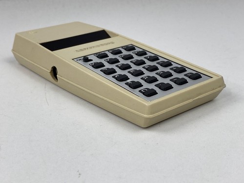 VINTAGE COMMODORE 7923 SOLID STATE CALCULATOR - Picture 9 of 16