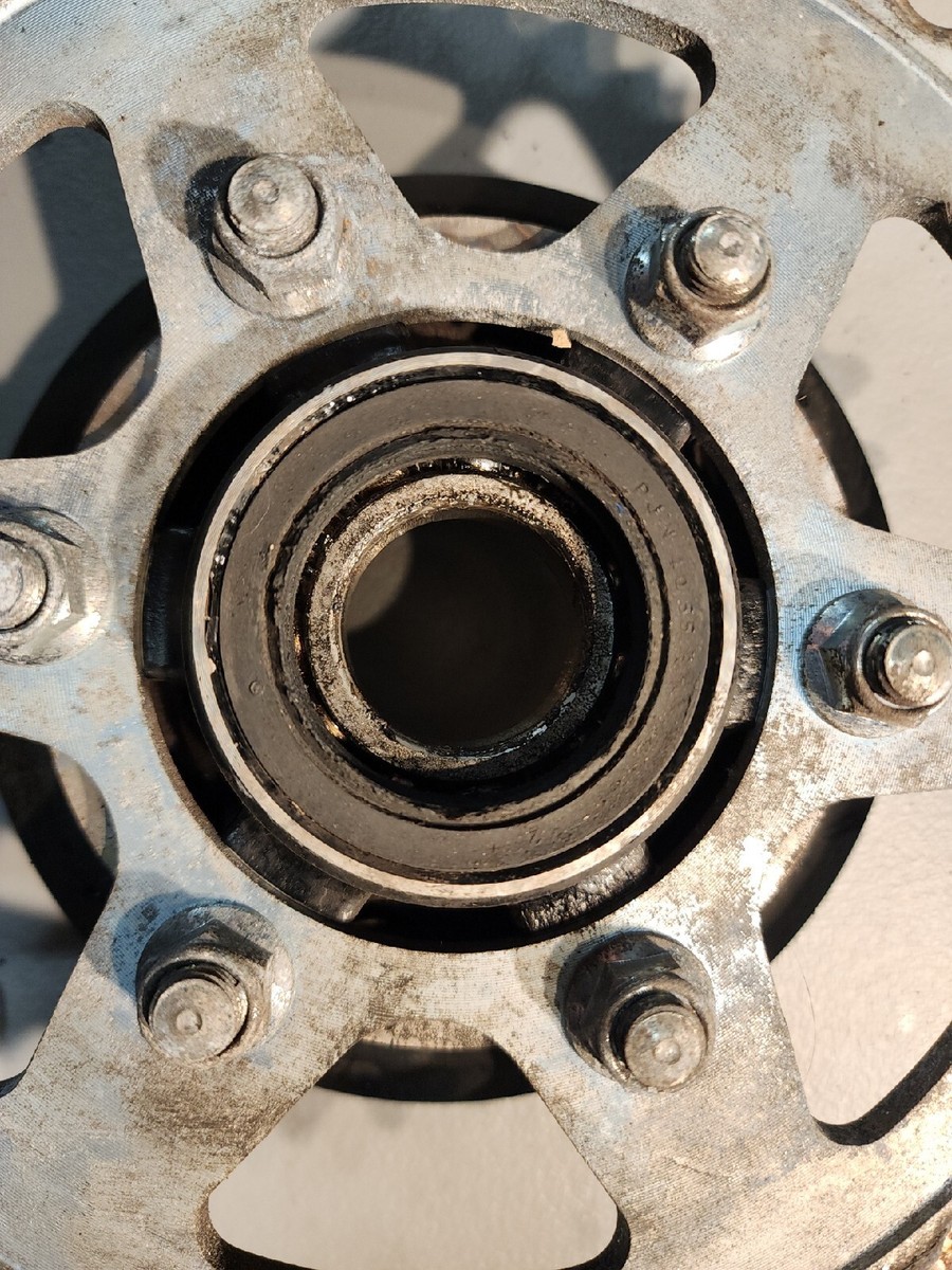 2003-2006 Kawasaki Z1000 Z 1000 ZR1000 ZR Rear Wheel Hub Sprocket