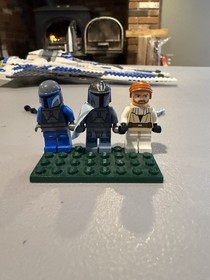 LEGO Star Wars: Pre Vizsla's Mandalorian Fighter (9525)