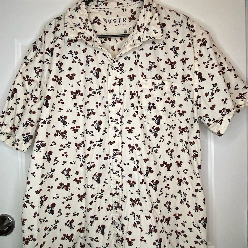 VSTR Men's 2XL Floral Short Sleeve Button-Up Shirt Multicolor Maroon & Ivory