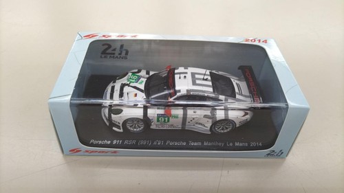 Ferrari Spark 911 RSR Sports Car Model 1:43 Scale Diecast Collectible