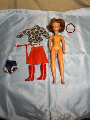 Vintage 1963 Sindy 1st Edition Pedigree MadeIn England On Head / Leather Looker