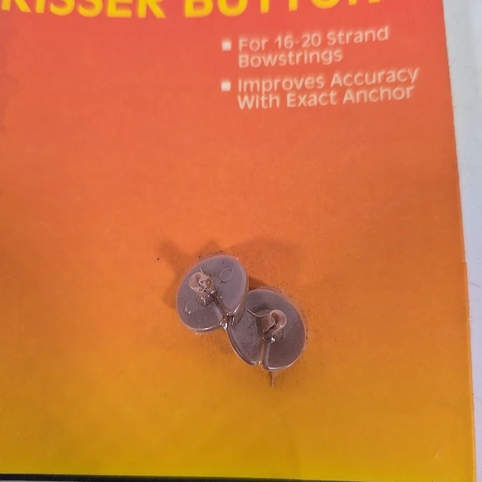 The Game Tracker Hunting Large KISSER BUTTON For 16-20 Strand Bowstrings - Image 3 of 4