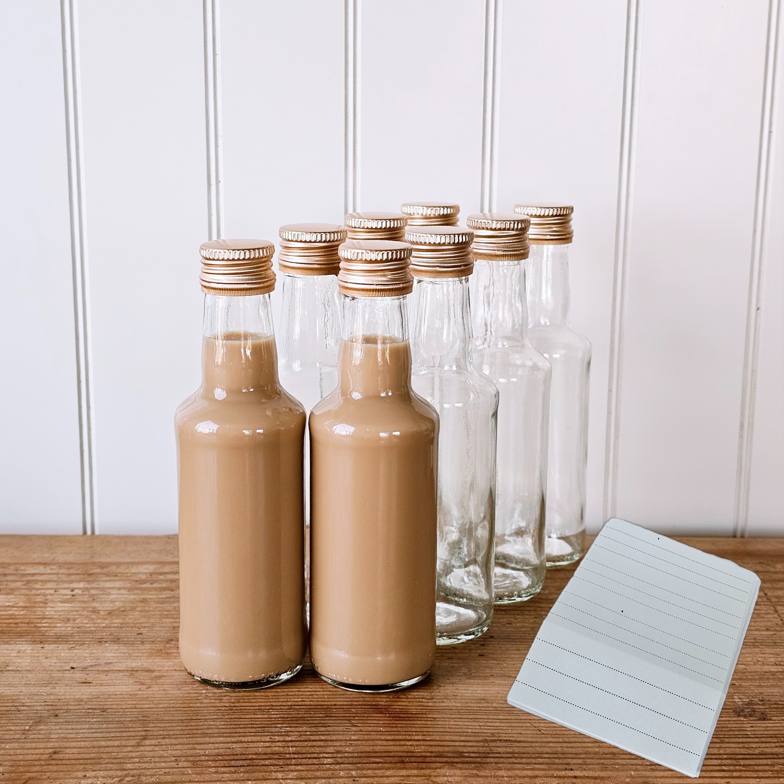 Glasflaschen zum Befüllen 200ml mit Deml mit Deckel - Schnapsflaschen