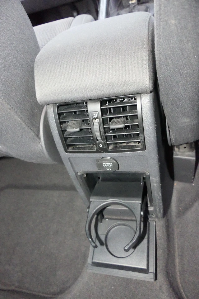 VW Touran 1T Mittelarmlehne Armlehne Fach original komplett anthrazit ab Bj.2007 - Bild 2 von 4