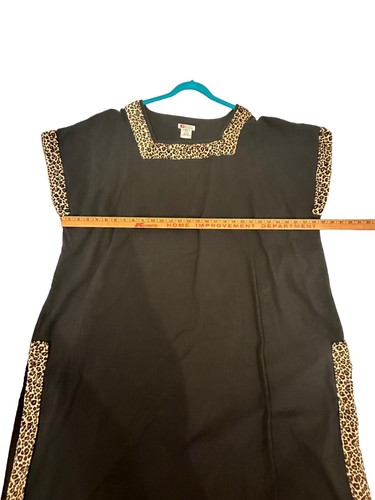 Vintage Woman Within Nightgown, House Dress, Black W/ Leopard 2X Cotton EUC - Picture 6 of 7