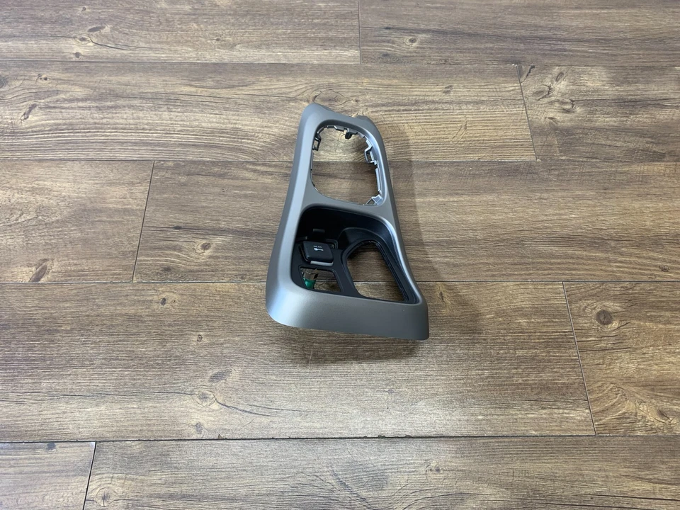 2017 - 2021 Jeep Compass Center Console Gear Selector Trim Bezel 6MW42NCCAA OEM - Imagem 4 de 4