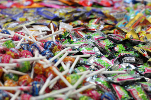 Haribo Chupa Chups Center Shock Maoam Emoji Goldbär Gummibär Kaubonbons Lollipop - Bild 1 von 5