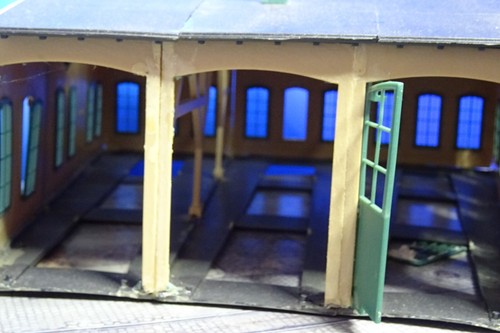 Gebäude H0 Ringlokschuppen Lokschuppen 3 ständig gebauter Bausatz 1:87 PKS30 - Bild 3 von 9