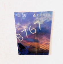 Delta Air Lines Boeing 767 Aircraft 2015 Pilot Holographic Collector Card #35