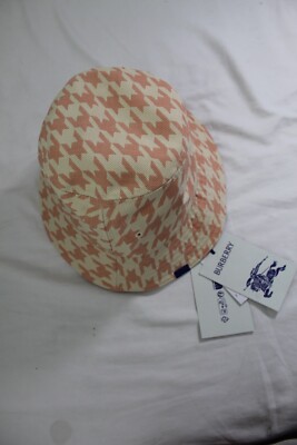 NWT Burberry Sherbet Houndstooth Bucket Hat S | eBay display picture 2