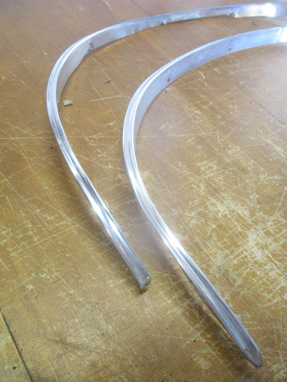 1971 72 73 74 75 76 77 FORD MAVERICK WHEEL WELL MOLDING TRIM RIGHT FRONT & REAR eBay