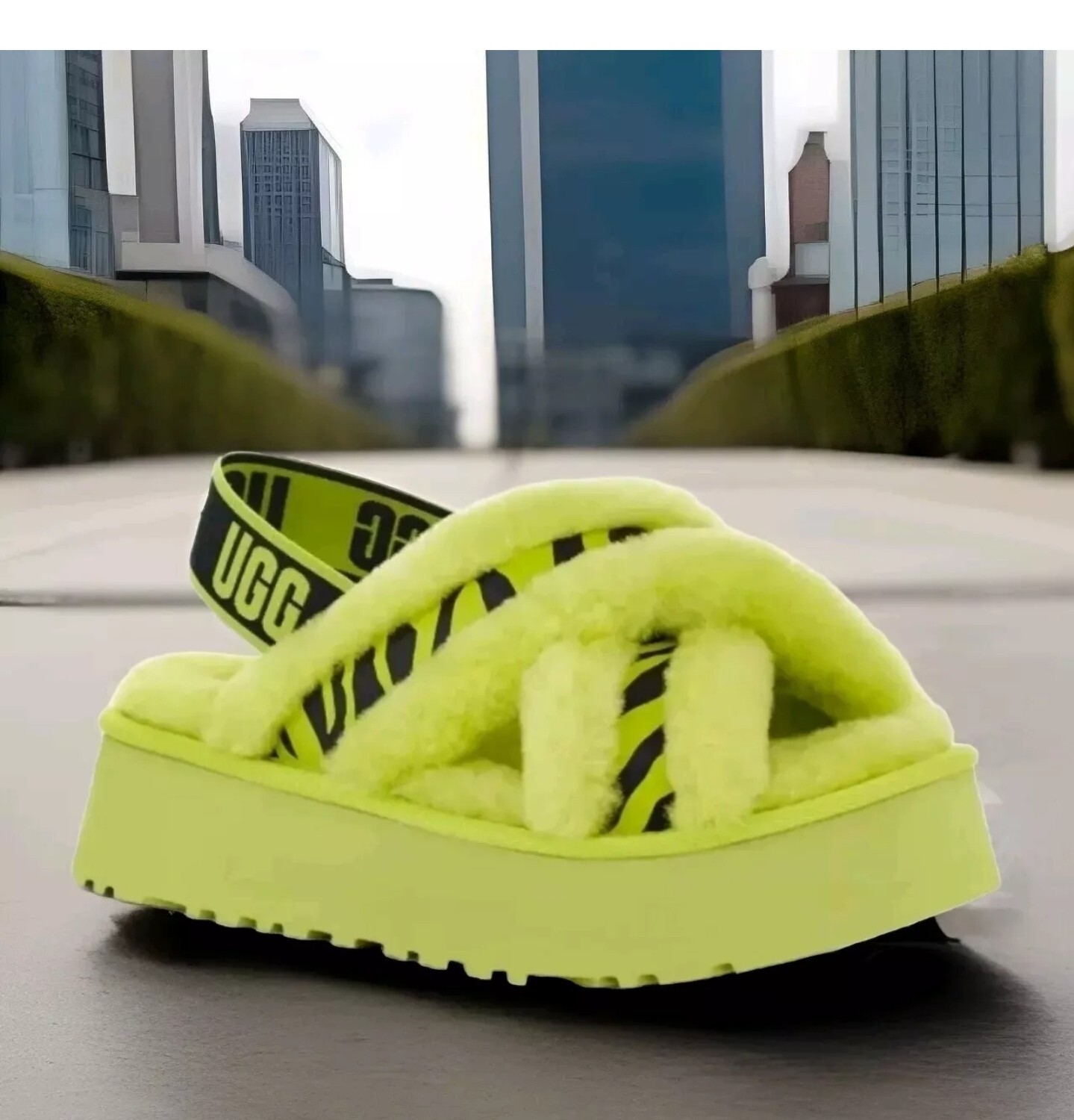 UGG DISCO CROSS ANIMALIA LIME SLIDE SANDALS - WOMEN'S SIZE 7 image 6