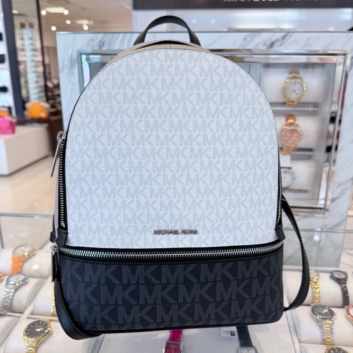 Luggage Mk Rhea Backpack Medium Michael Kors Rhea Medium Signature Logo  Backpack MK Optic White Multi