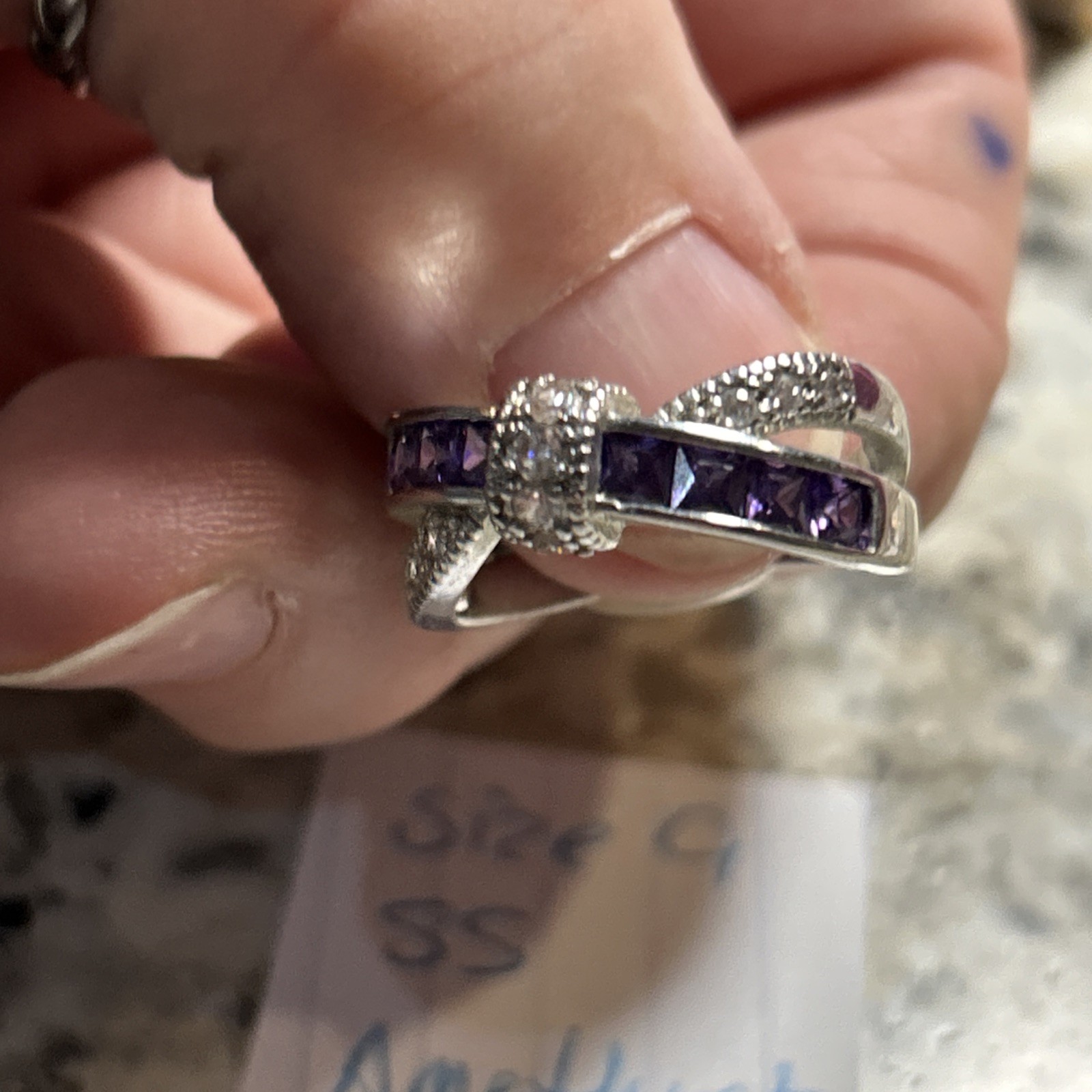 Sterling Silver Ring Featuring Amethyst Stones 5.… - image 1
