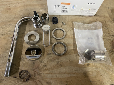AXOR 38122001 Uno Loop single-handle wall-mounted bathroom sink faucet *READ*