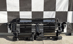 2021 2022 2023 2024 2025 Ford Bronco Upper Radiator Air Shutter Used Oem