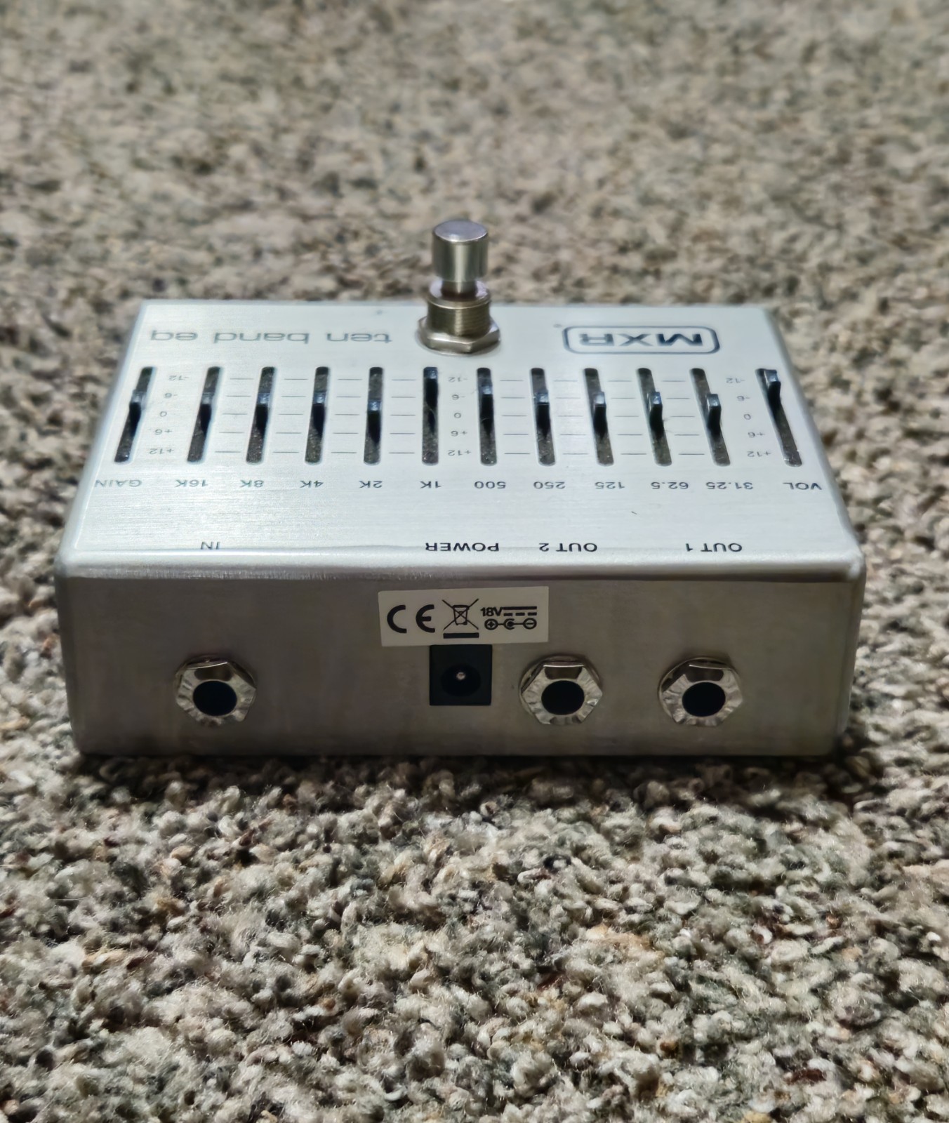 MXR 10-Band Equalizer Effects Pedal with 18V Power Supply