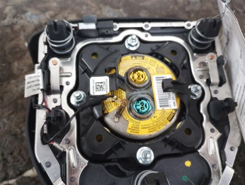 Driver Air Bag Driver Wheel ID BJ32043B13AJ8PVJ Fits 14-17 EVOQUE 2672470 - Image 2 of 4