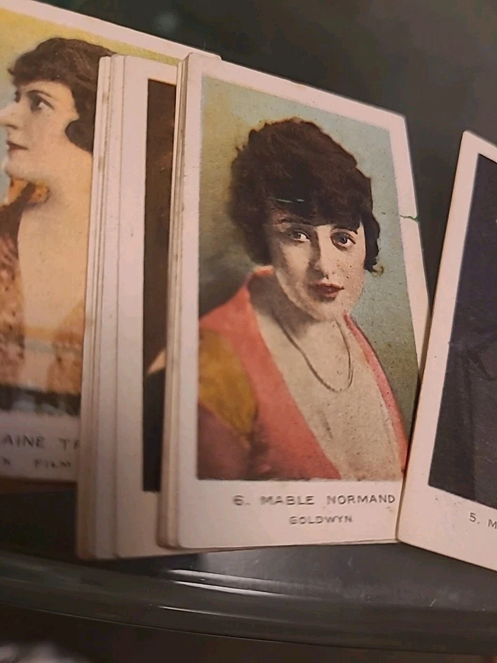 Set X 50 BRITISH AMERICAN (PLAIN) - CINEMA STARS (COLOURED)  Chaplin Near Mint - Image 3 of 4