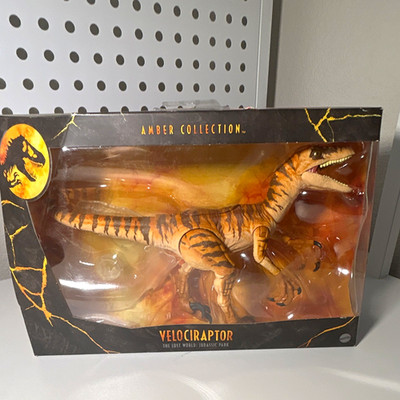 Mattel Jurassic Park Amber Collection Velociraptor Figure HXF45 2023