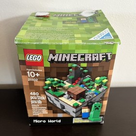LEGO Minecraft: Minecraft Micro World: the Forest 21102 Complete Open