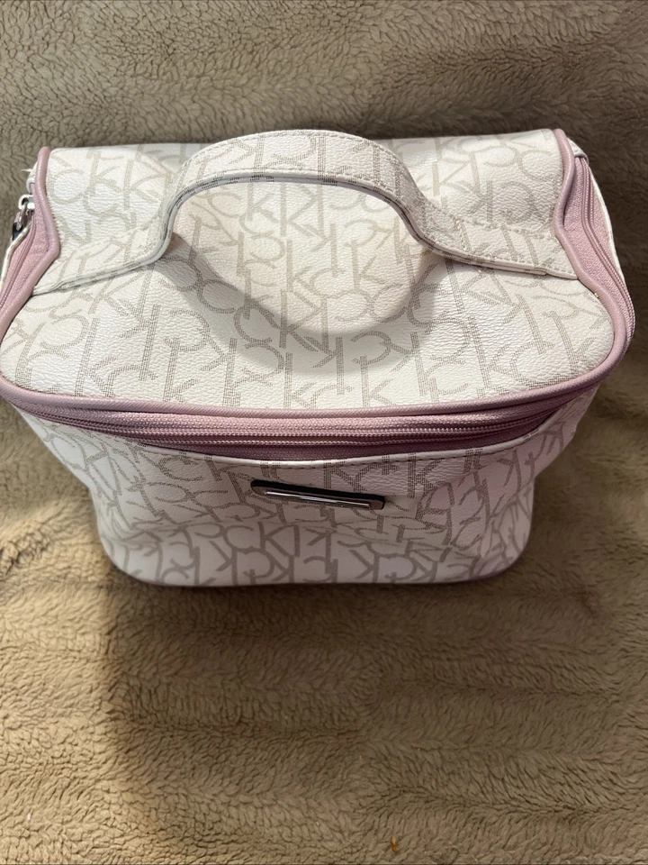 Bolsa de viagem cosmética Calvin Klein com zíper, rosa e bege - Imagem 2 de 4