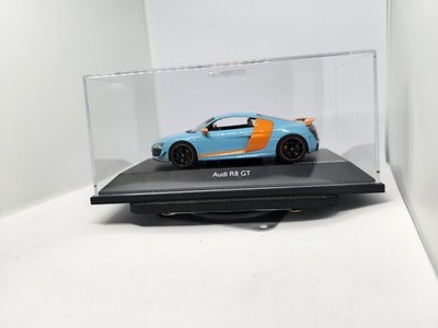 Maßstab 1:43 Modell Audi R8 GT Gulf Racing blau/orange Schuco 7226