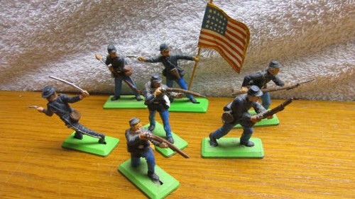 Vintage 1971 Britain Deetail Union Civil War Soldiers, 7 different poses England