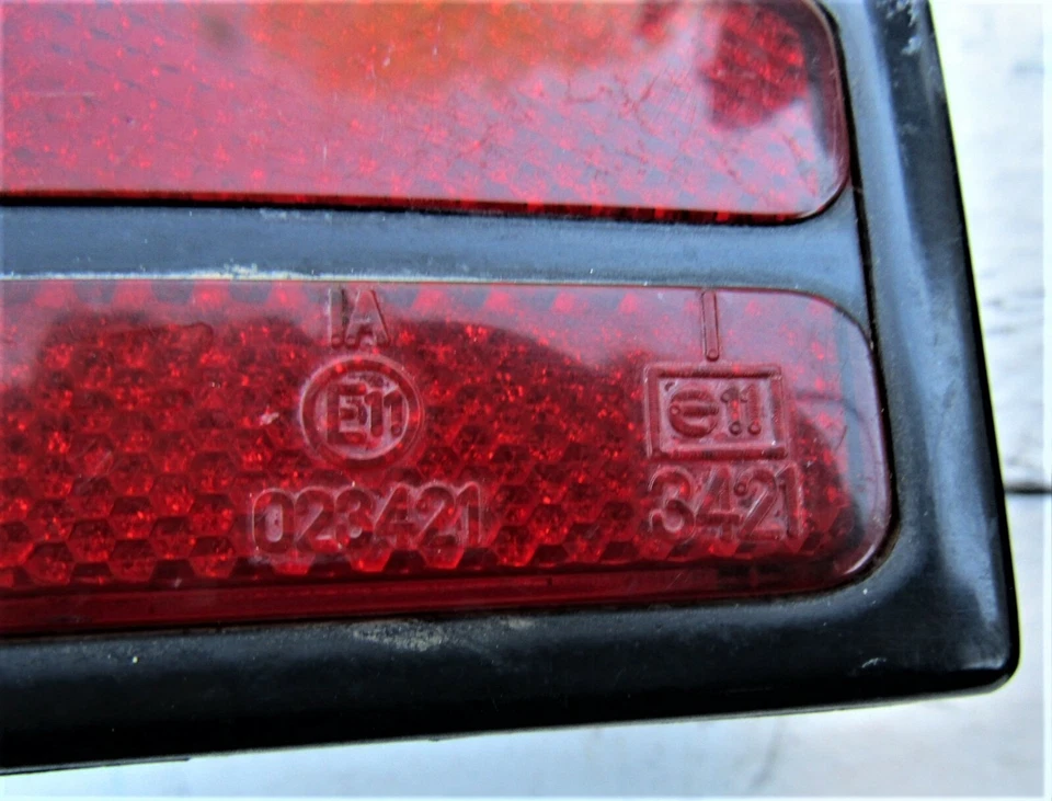 Par de luces traseras lado izquierdo derecho Hyundai Scoupe modelo 1990 92 usadas Foto 4 de 4