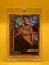 2025 Topps Chrome F1 - Oscar Piastri #6 McLaren Gold Raywave /50