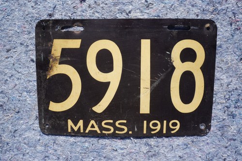 1919 Massachusetts License Plate