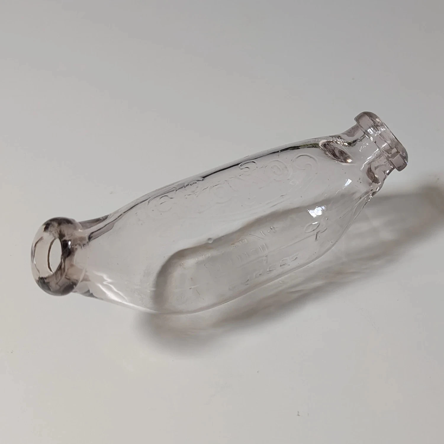 Vintage GLAXO Glass Baby "Banana Feeder" Bottle, circa. 1940. Superb condition!