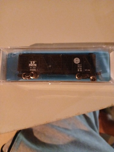 Atlas #2417. Southern Pacific Stock Car. (NEW in O/B !!) | Condition: New