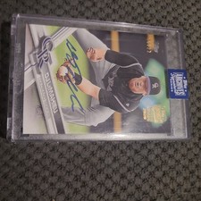2020 Topps Archives Signature Series 2017 Topps DJ LeMahieu  Auto 5 of 22