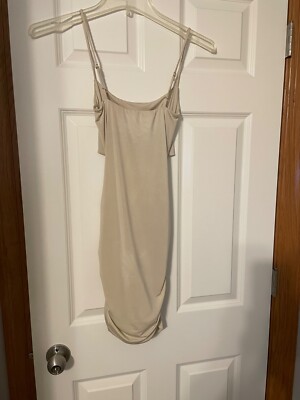 daytona cutout dress in pearl beige V-neck pleated waist tiered long-sleeved dress – Lovenne