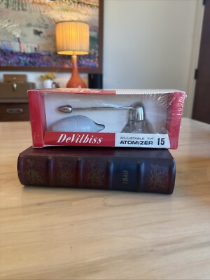 VINTAGE DeVilbiss Atomizer Glass Bottle Number 15 Adjustable tip Nose & Throat