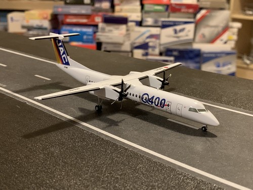 Hogan 1:200 Japan Air Commuter JAC Dash 8 Q400 JA841C JAL Custom Diecast Model - Picture 10 of 11