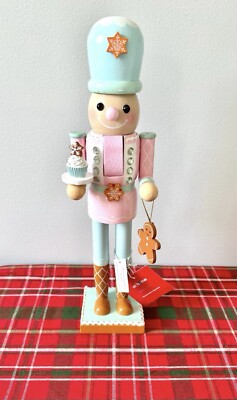 Christmas Nutcracker With Pastel Colors 15 H