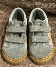 Vans Old Skool Grey Suede Toddler Size 6.5 Hook And Loop Fastener.
