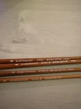 Set Of 4 Vintage M Grumbacher Bristlette Various Sizes