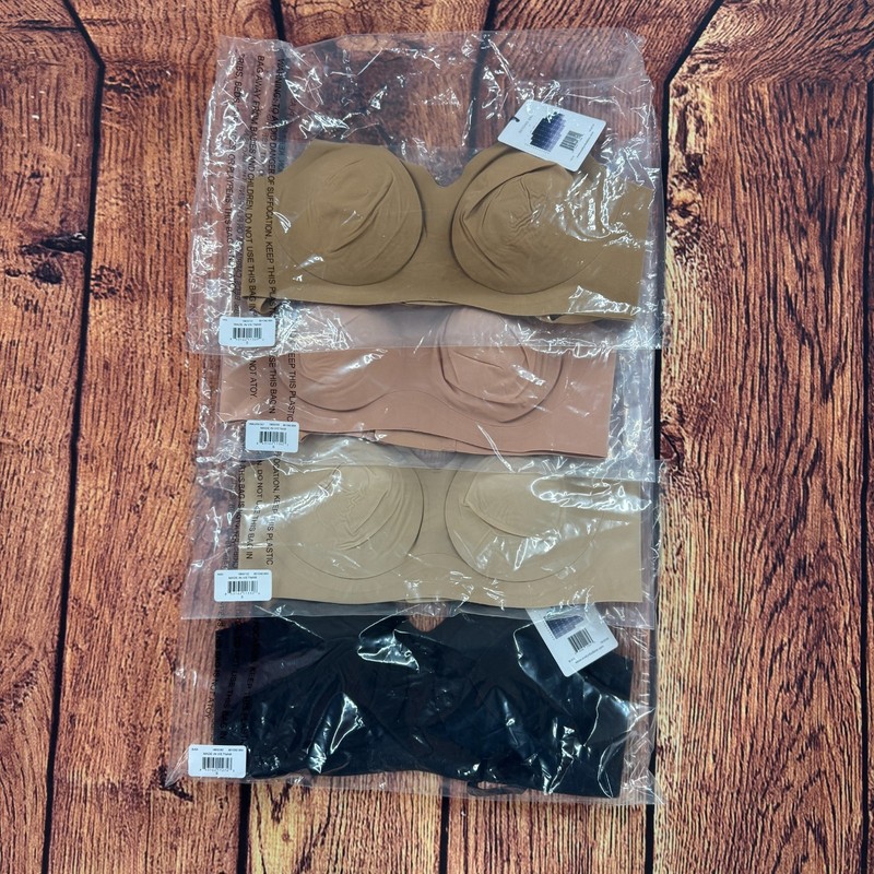Evelyn and Bobbie Bra