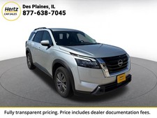 2025 Nissan Pathfinder SV
