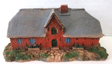 Z SCALE MARKLIN 8412 BUILDING