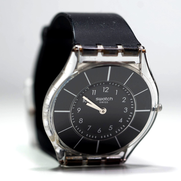 Swatch BLACK EDINESS Uhr