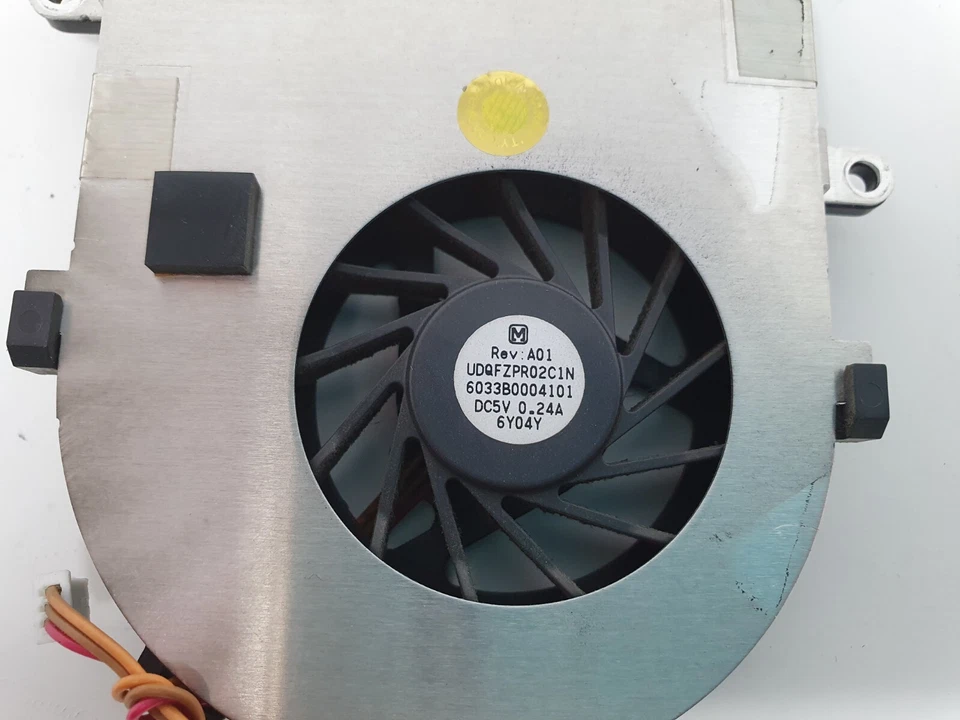 Toshiba Satellite A105-S4384 Fan V000060570 6y04Y CPU Cooling Fan With Heatsink - Image 3 of 4